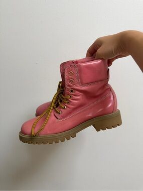 Vintage Women’s Mia Donna Made in Italy Pink Lace-Up Combat Boots